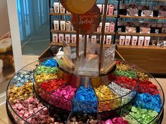 -Laderach 莱德拉(上海环贸iapm店)