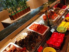 自助取餐区-咖啡苑自助餐厅·中国大饭店