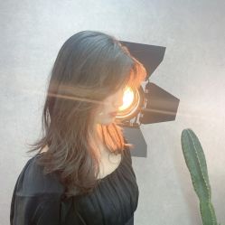 -诗悦发型烫染SALON