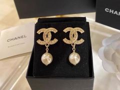 -Chanel(德基广场店)