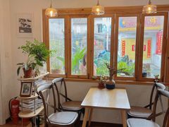 -In Cafe隐食研室