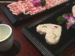 -重庆爽翻天老火锅(临平万达广场店)