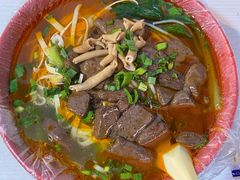 -官亭路小吃一条巷