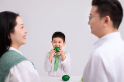 -艾文全家福亲子孕妇摄影馆(银基王朝店)