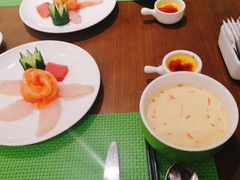 -希尔顿欢朋酒店自助餐