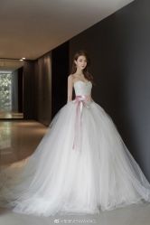 -Vera Wang婚纱礼服旗舰店