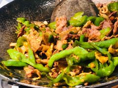 -费大厨辣椒炒肉(高铁吾悦广场店)