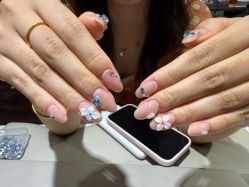 -晨·艺美甲美睫