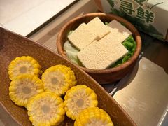 -左庭右院鲜牛肉火锅(金山万达店)