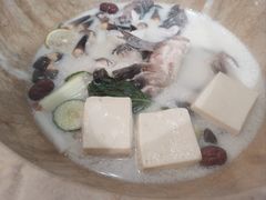 -云中鱼蒸汽石锅鱼(川沙百联店)