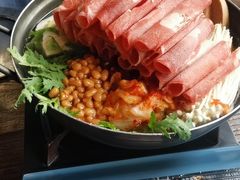 部队锅-MI WU FACTORY米屋美食工厂餐厅(绿地店)