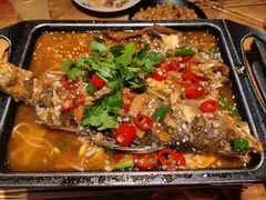 烤度小烤鱼-路边摊小炉子烧烤