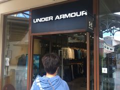 -UNDER ARMOUR(八达岭奥莱店)