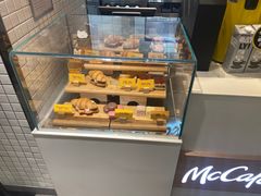 面包甜点陈列柜-麦当劳(津南吾悦广场店)