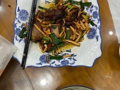 -记忆湘菜馆(芙蓉镇店)