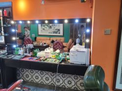 -鸿運 BARBER SHOP男士理发馆