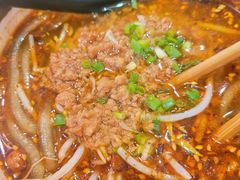 正宗酸辣粉-谭师爷龙抄手(白下路店)