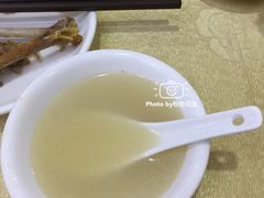药膳乳鸽汤-顺德公美食(西乡店)