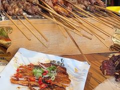 -喝丢一只鞋海鲜烧烤·海肠捞饭(文体街店)