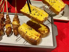 -龙巢盱眙龙虾·牛蛙·烧烤宵夜(八卦岭店)