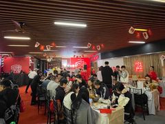 -瑞虹新天地月亮湾