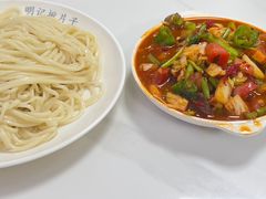 -明记汤揪片子炒面(红山市场特色美食街店)