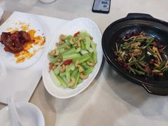-鼎记酒楼(雁南一路店)