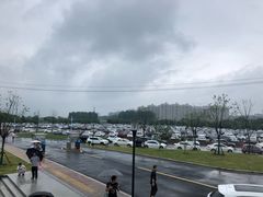 -融创茂-停车场