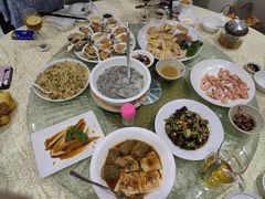 -鹏城人家海鲜酒家·23年老字号(较场尾店)