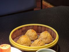 -蝴蝶里·粤菜·点心(滨江龙湖店)