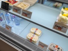 -卷们·现制生日蛋糕·蓝风车动物奶油(金源店)