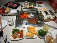 -海底捞火锅鲜切牛肉主题店(长寿路店)