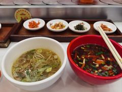 -乡党臊子面(丰庆公园店)