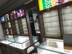-视野联行眼镜蔡司·依视路官方授权店(顺城店)