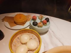 流汁沙皇包-领鲜天下·焗海鲜·花胶鸡(天目里店)