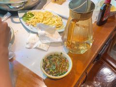 -乡土黄·鲜牛肉火锅·小龙虾(兴业街店)