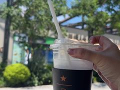 -星巴克臻选(杭州良渚文化村店)
