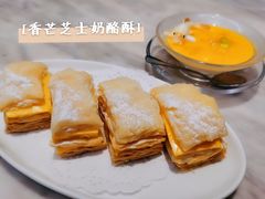 -香港百合居(LCM置汇旭辉广场店)