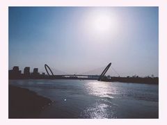 -南京眼步行桥