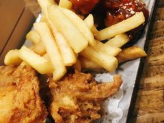 -亲昵春川鸡排(韩国美食街店)