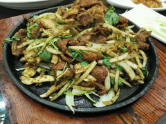 -大鸭梨烤鸭店(金顶街店)