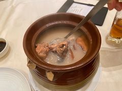 土茯苓竹丝鸡汤-沙龙酒家