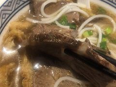 -粉吖吖·邵阳米粉(体育西路店)