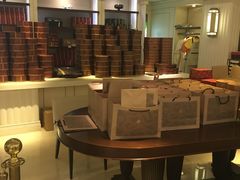 -上海半岛酒店·半岛精品店
