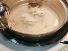 -三个椰子·现砍椰子鸡(金源CBD店)