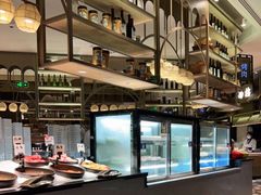 -钱小奴海鲜自助黑金店(杭州滨江龙湖店)