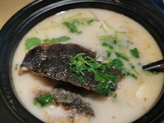 兔爸鱼头汤-兔爸私家小厨(新北万达店)