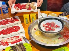 -养牛邓·潮汕牛肉海鲜自助火锅(广州店)