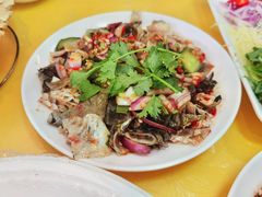 生腌鱼皮-官塘陈记鱼生·潮汕砂锅粥·牛肉火锅(潮枫路总店)