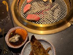 -铭牛烧肉·和牛海鲜自助(高新月牙湖店)